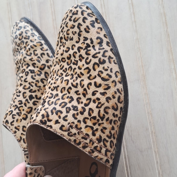 OTBT Coyote Animal Print Hair Hide Leather D’Orsay Slip On Boho Loafers Booties - Picture 7 of 11